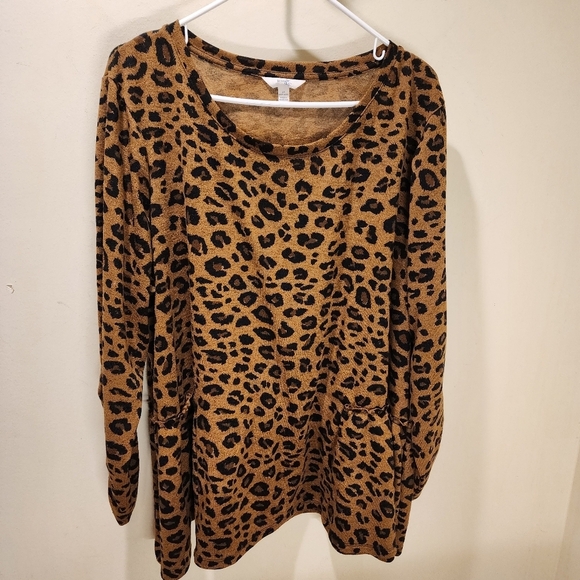 Terra & SKY Leopard Plus Size Casual Blouse 2X - Picture 2 of 11